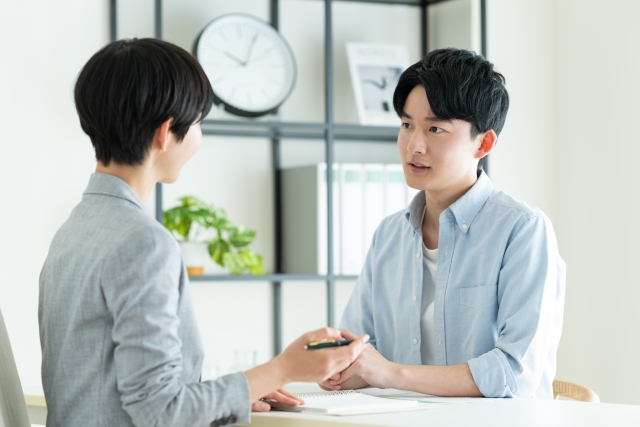 心が辛い時のカウンセリングルーム